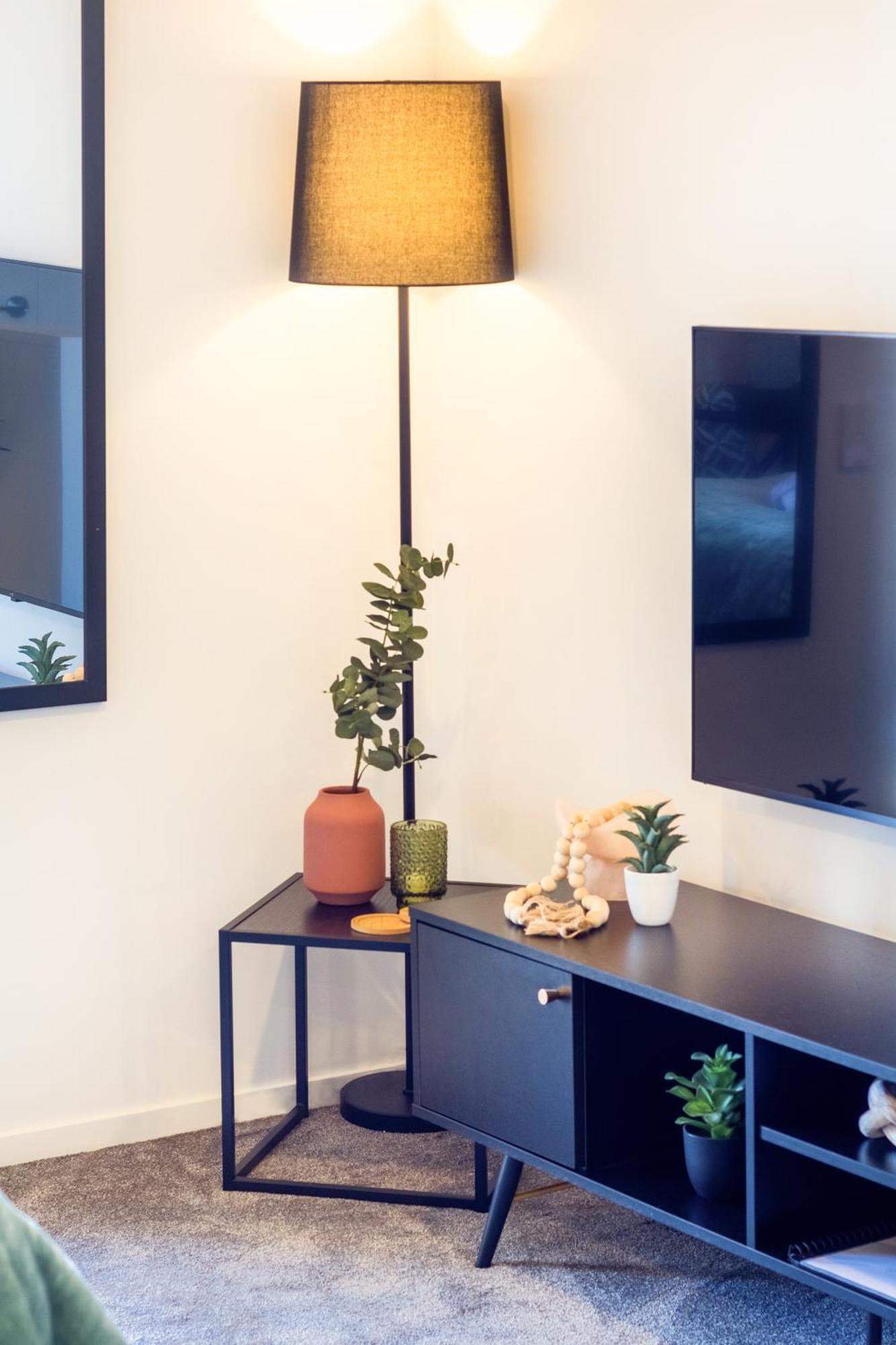 City Living: Upper Studio Haven On Wilmer 크라이스트처치 외부 사진