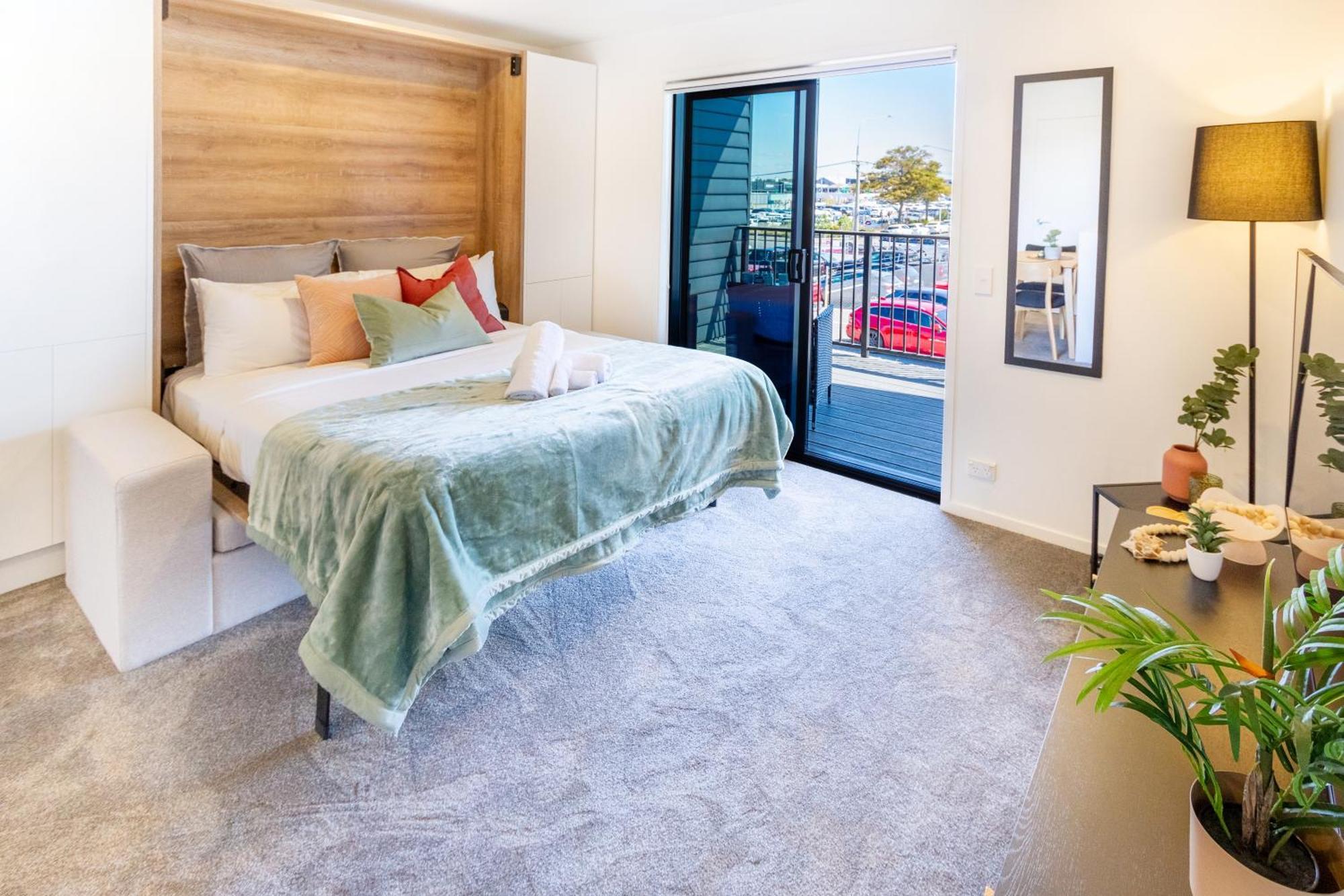 City Living: Upper Studio Haven On Wilmer 크라이스트처치 외부 사진